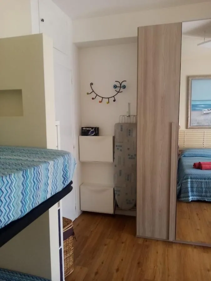 Casa Vacanze La Formica Capo dʼOrlando Apartament